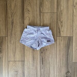 Patagonia baggies size XS
